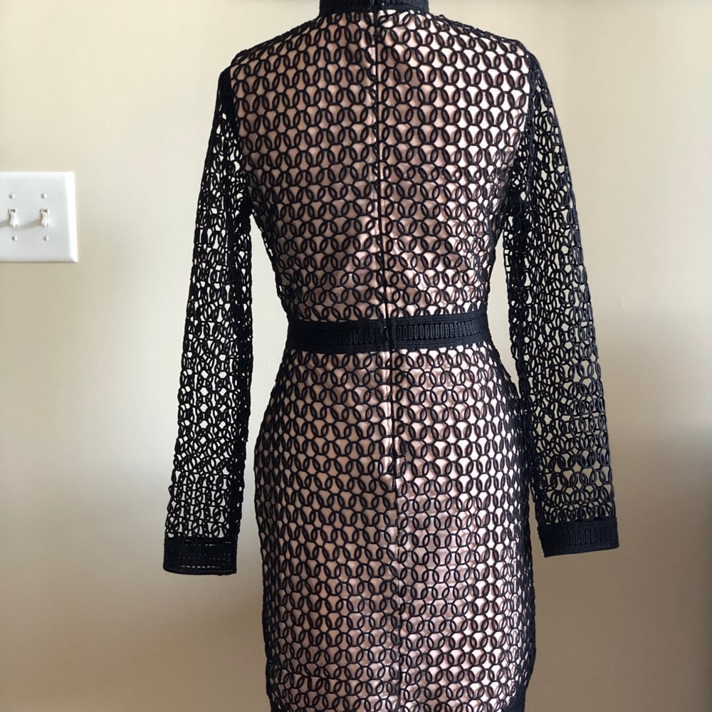 Gorgeous Black and Nude party dress - Picture 3 of 5